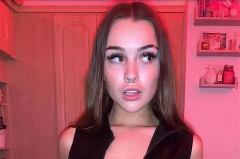 niamh flinter onlyfans|Niamh Flinter’s Only Fans!! : u/Naive